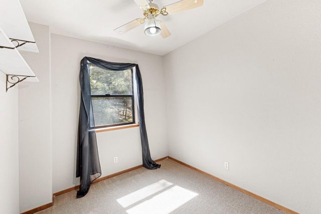 14800 McElroy Rd, Auburn, CA 95602