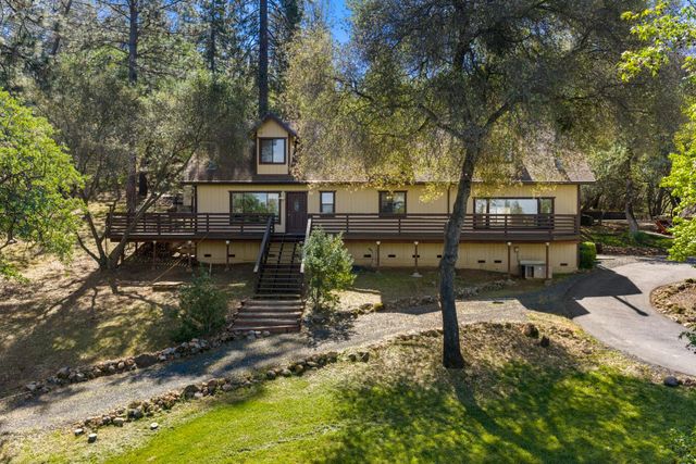 14800 McElroy Rd, Auburn, CA 95602