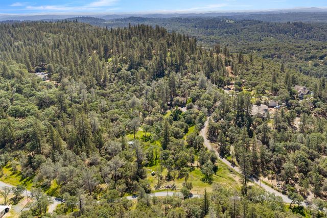14800 McElroy Rd, Auburn, CA 95602