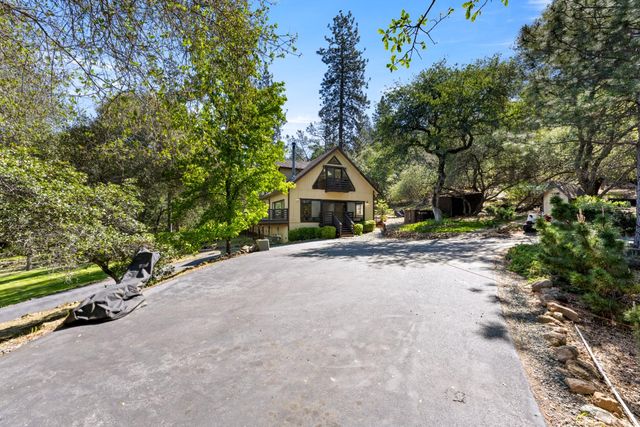 14800 McElroy Rd, Auburn, CA 95602