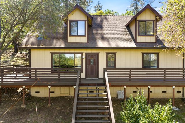 14800 McElroy Rd, Auburn, CA 95602