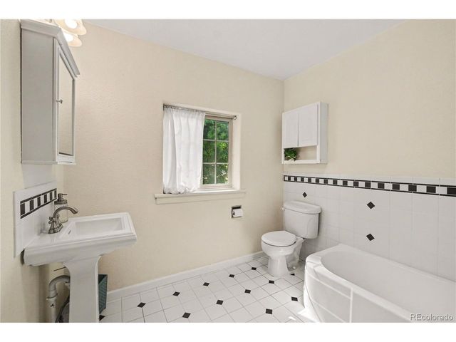 1616 Montview Blvd, Greeley, CO 80631