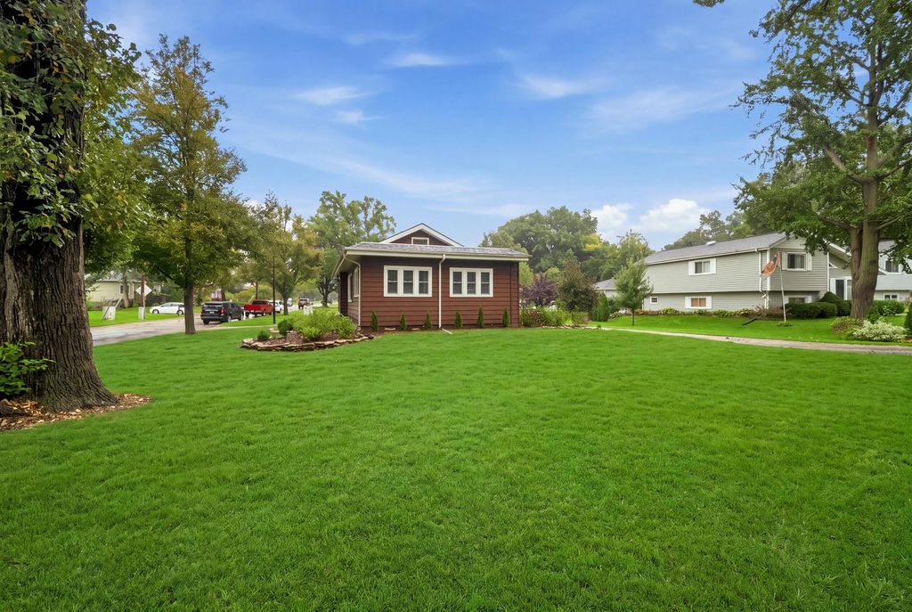 548 W Saint Charles Road, Lombard, IL 60148 — photo 3