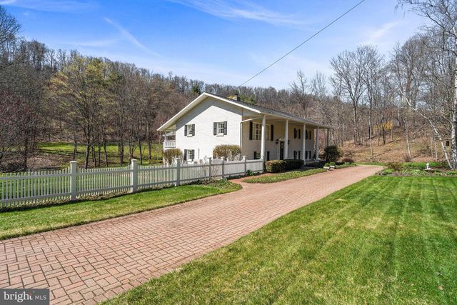 1036 ULRICH RD, Julian, PA 16844