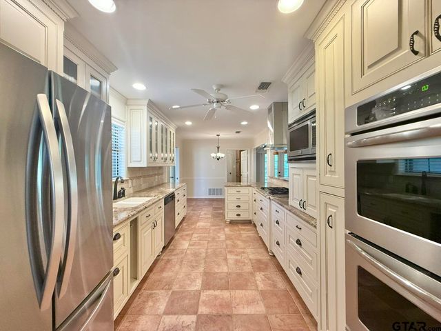 3308 Moss, Tyler, TX 75707