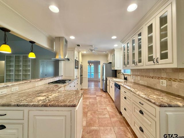 3308 Moss, Tyler, TX 75707