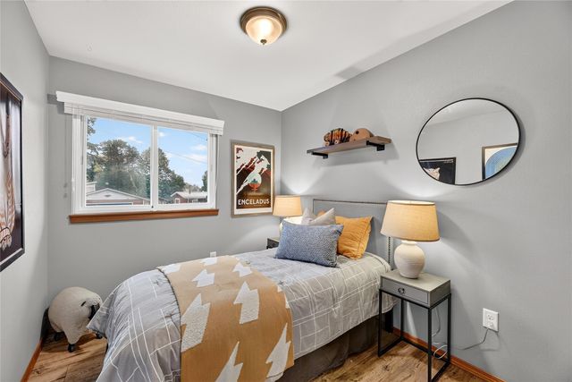 2510 S 250th Place, Kent, WA 98032