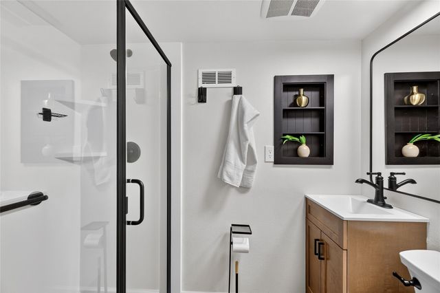 2510 S 250th Place, Kent, WA 98032