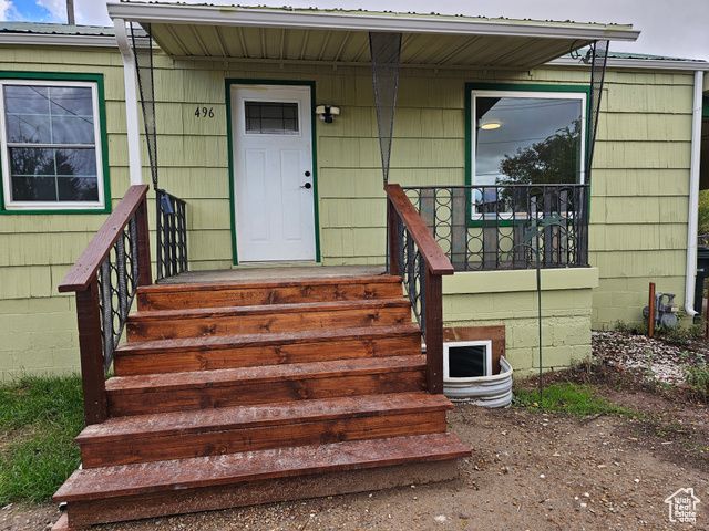 496 E MAIN ST, Wellington, UT 84542