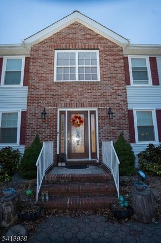 54 Campbell Rd, Hillsborough Twp., NJ 08844