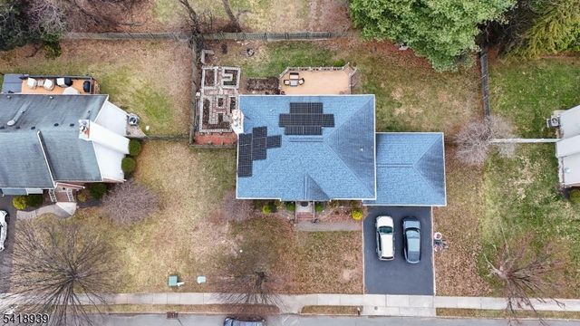 54 Campbell Rd, Hillsborough Twp., NJ 08844