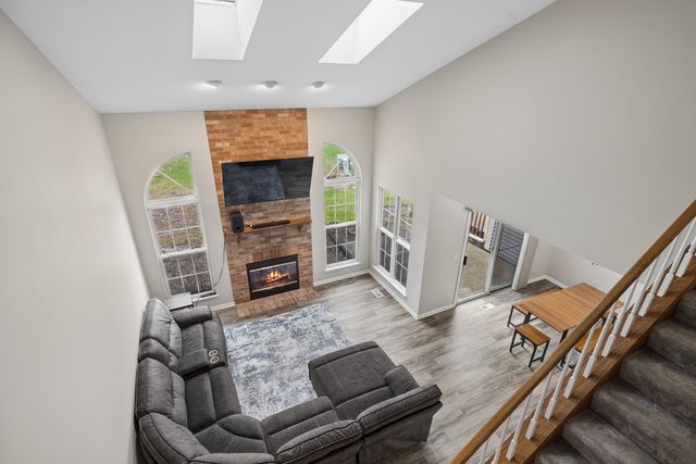 713 Bent Ridge Lane, Elgin, IL 60120