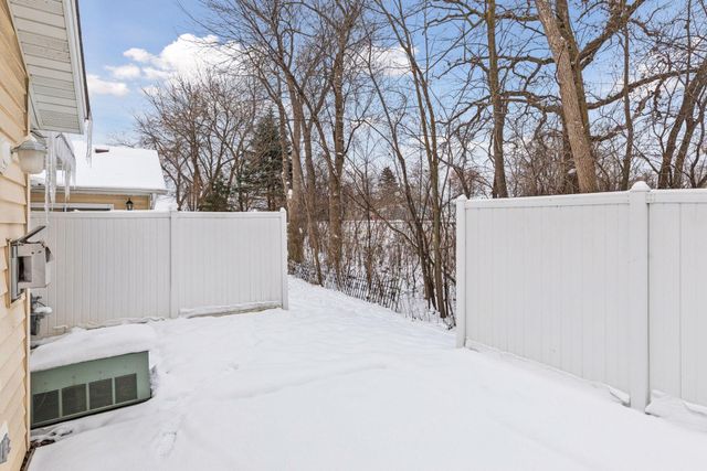 1012 18th Avenue SE, Forest Lake, MN 55025