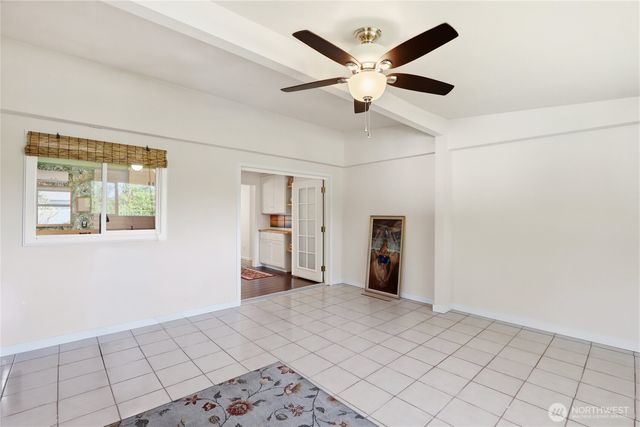 3961 NW Country Lane, Bremerton, WA 98312