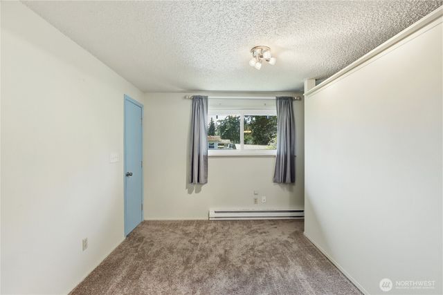 3961 NW Country Lane, Bremerton, WA 98312