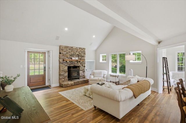 100 Southard Road, Saratoga Springs, NY 12866