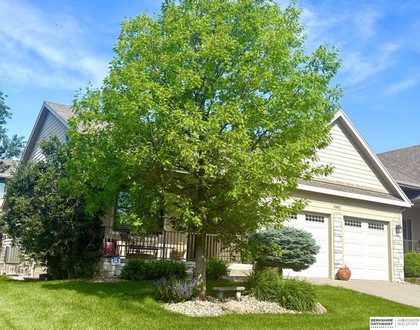 5802 N 158th Street, Omaha, NE 68116