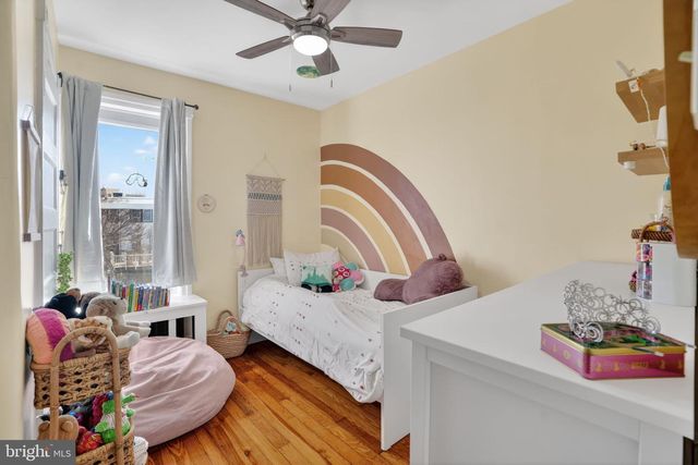 425 HERMITAGE ST, Philadelphia, PA 19128