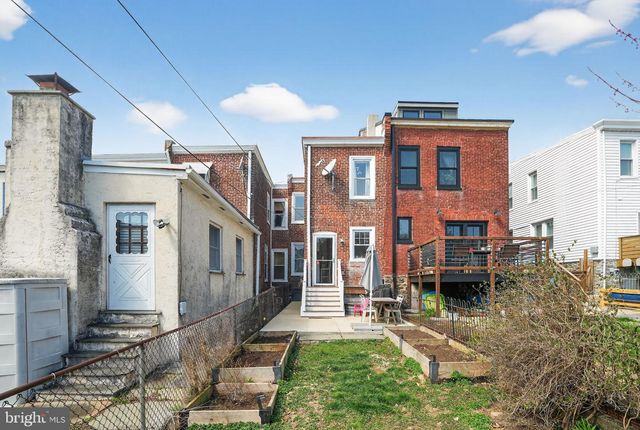 425 HERMITAGE ST, Philadelphia, PA 19128