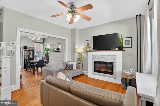 425 HERMITAGE ST, Philadelphia, PA 19128