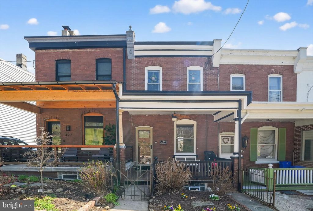 425 HERMITAGE ST, Philadelphia, PA 19128