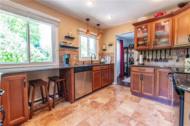 116 Oxford Drive, Palmer Twp, PA 18045