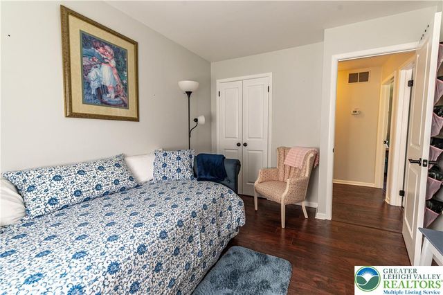 116 Oxford Drive, Palmer Twp, PA 18045