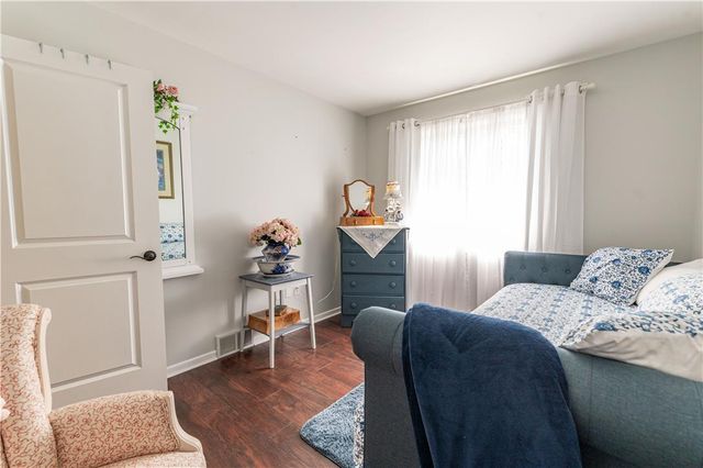116 Oxford Drive, Palmer Twp, PA 18045