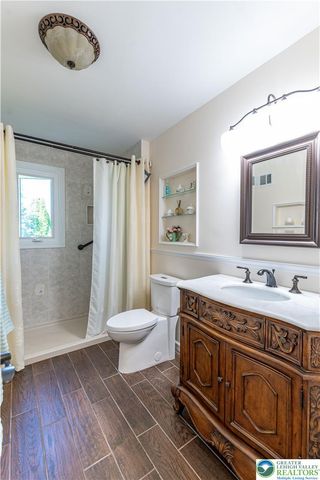 116 Oxford Drive, Palmer Twp, PA 18045