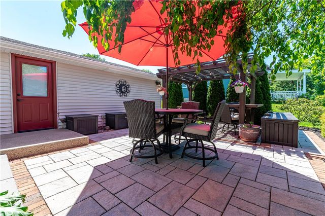 116 Oxford Drive, Palmer Twp, PA 18045