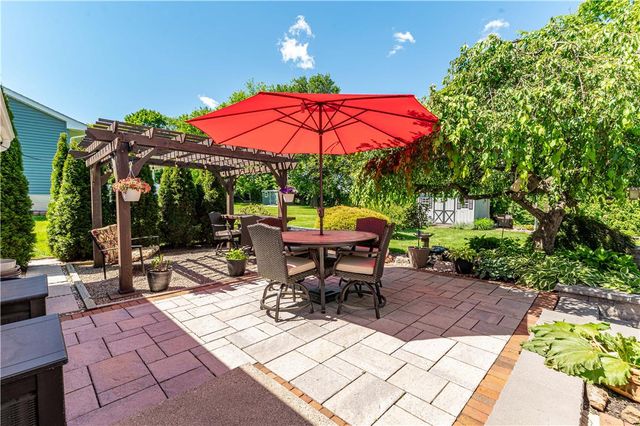 116 Oxford Drive, Palmer Twp, PA 18045