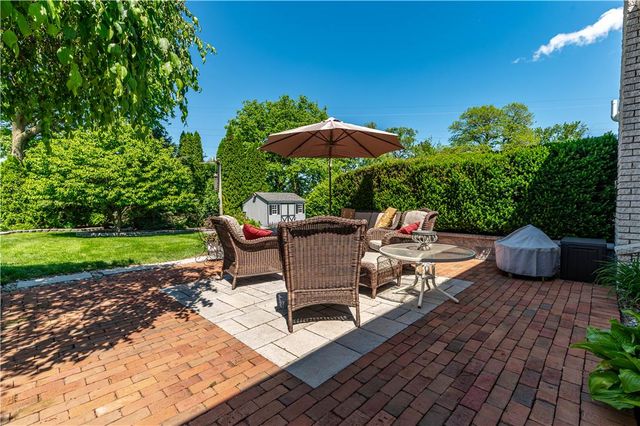 116 Oxford Drive, Palmer Twp, PA 18045