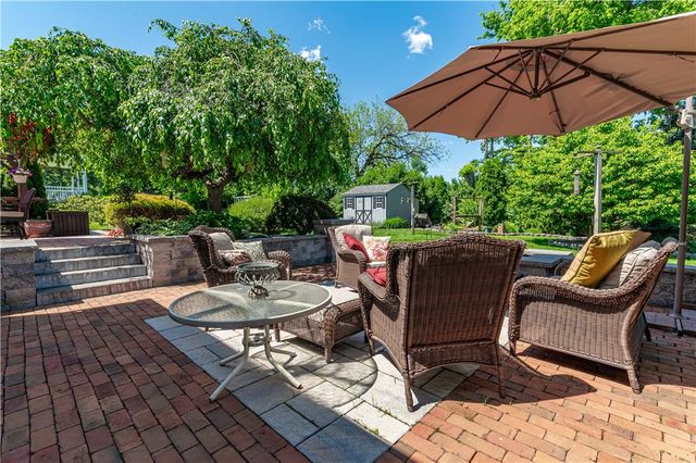 116 Oxford Drive, Palmer Twp, PA 18045