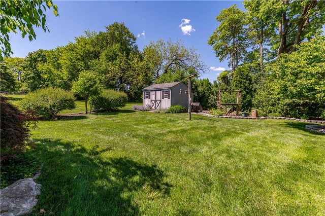 116 Oxford Drive, Palmer Twp, PA 18045
