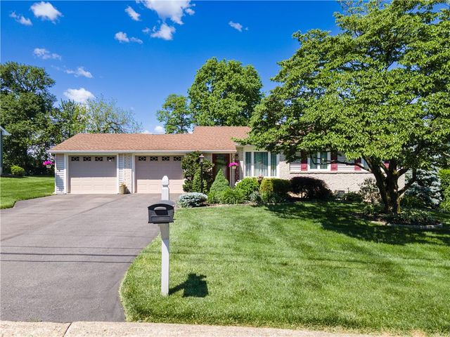 116 Oxford Drive, Palmer Twp, PA 18045