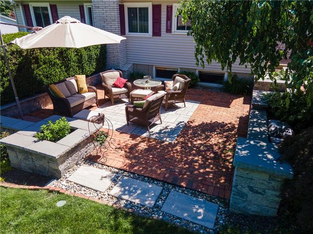 116 Oxford Drive, Palmer Twp, PA 18045