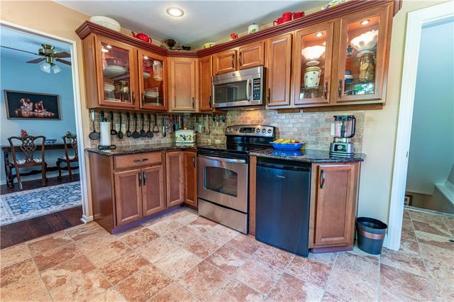 116 Oxford Drive, Palmer Twp, PA 18045