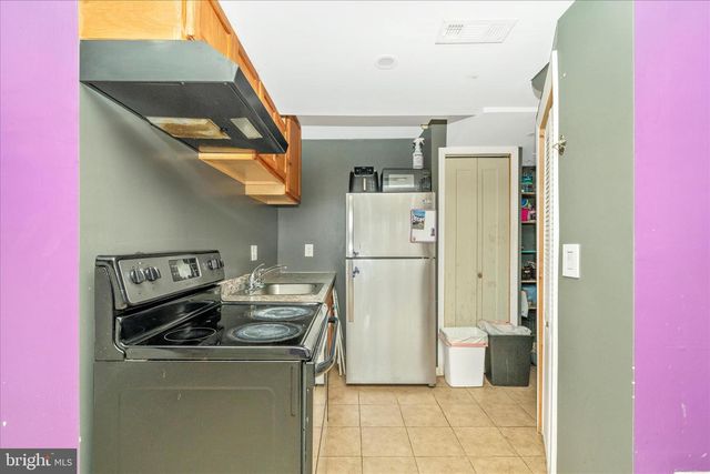 6415 VALLEY PARK RD, Capitol Heights, MD 20743