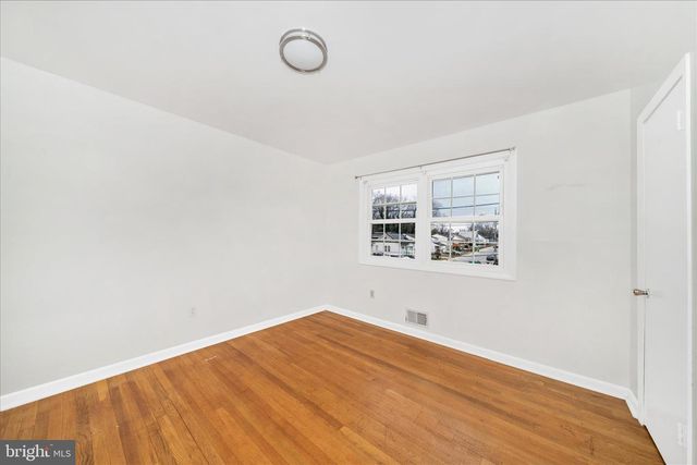 6415 VALLEY PARK RD, Capitol Heights, MD 20743