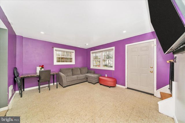 6415 VALLEY PARK RD, Capitol Heights, MD 20743