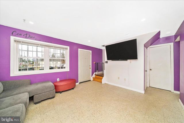 6415 VALLEY PARK RD, Capitol Heights, MD 20743