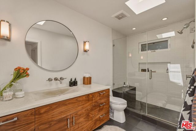 12319 Greene Avenue, Los Angeles, CA 90066