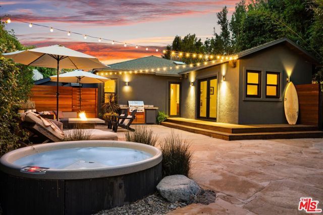 12319 Greene Avenue, Los Angeles, CA 90066