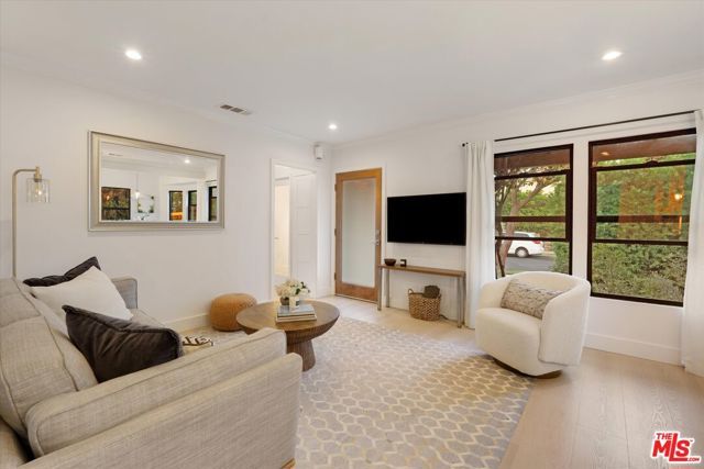 12319 Greene Avenue, Los Angeles, CA 90066