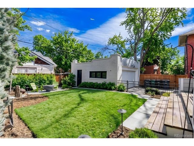 2260 Bellaire St, Denver, CO 80207