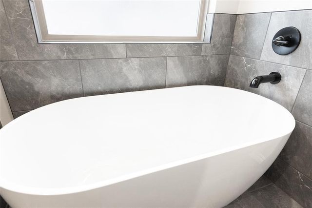 17100 Ivory Petal Lane, Edmond, OK 73012