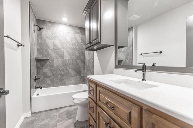 17100 Ivory Petal Lane, Edmond, OK 73012