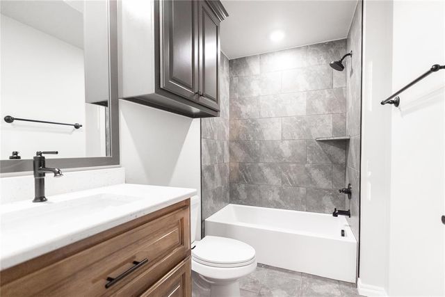 17100 Ivory Petal Lane, Edmond, OK 73012