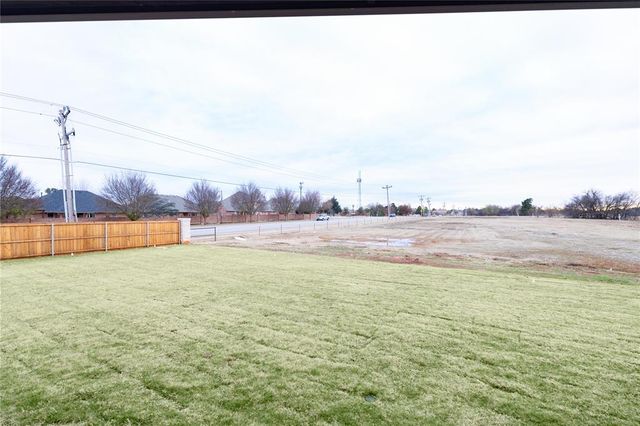 17100 Ivory Petal Lane, Edmond, OK 73012