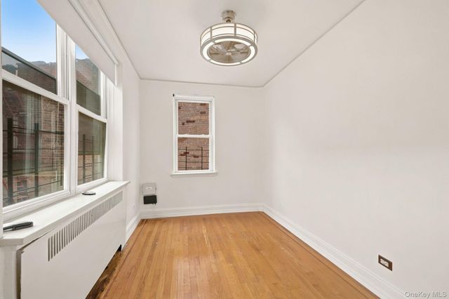 2160 Bronx Park E 6J, Bronx, NY 10462